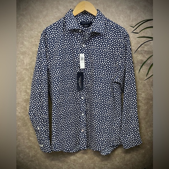 Tommy Hilfiger Other - TOMMY HILFIGER Casual Button Down